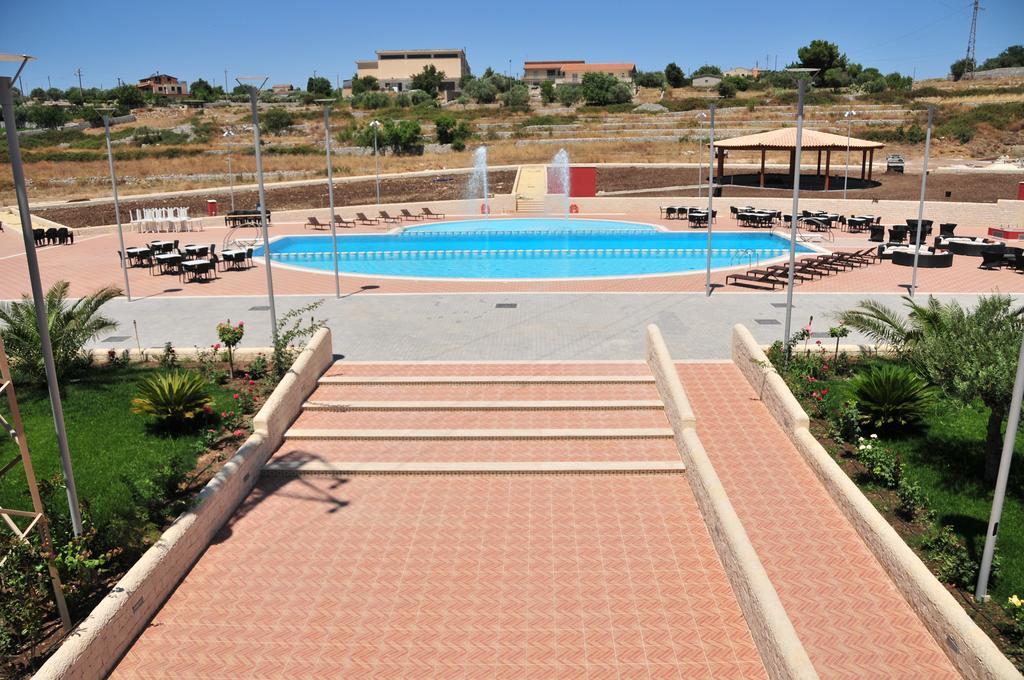 Hotel Borgo Don Chisciotte Modica Esterno foto