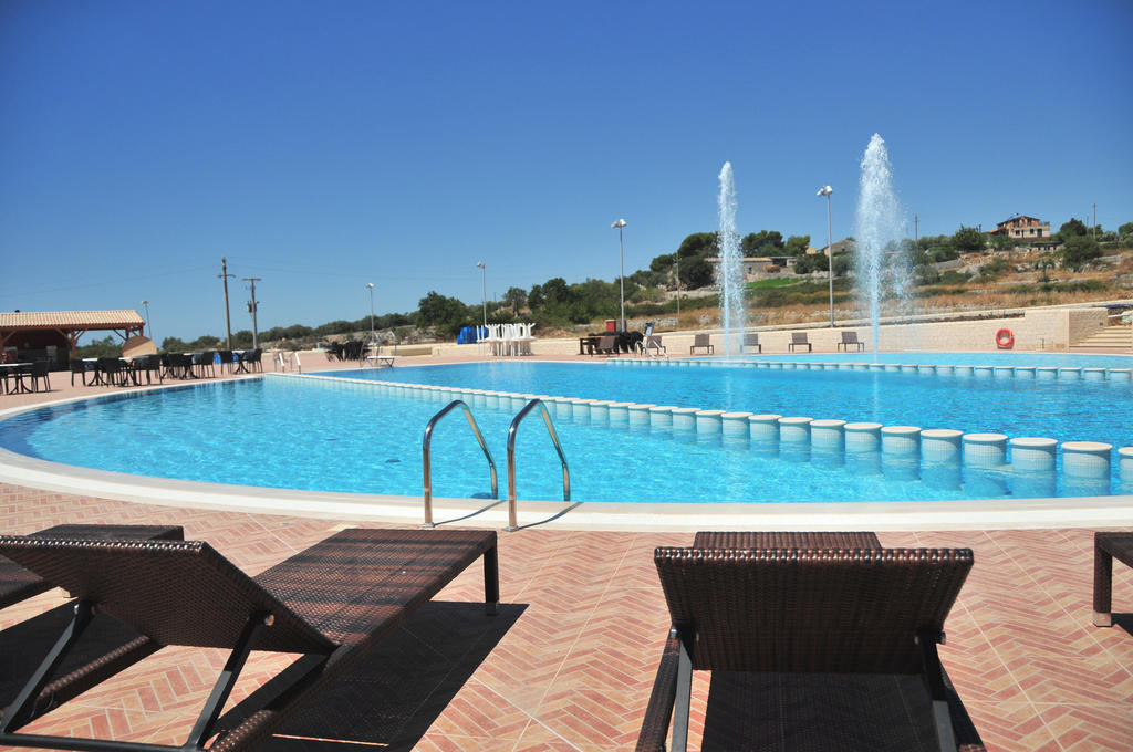 Hotel Borgo Don Chisciotte Modica Esterno foto